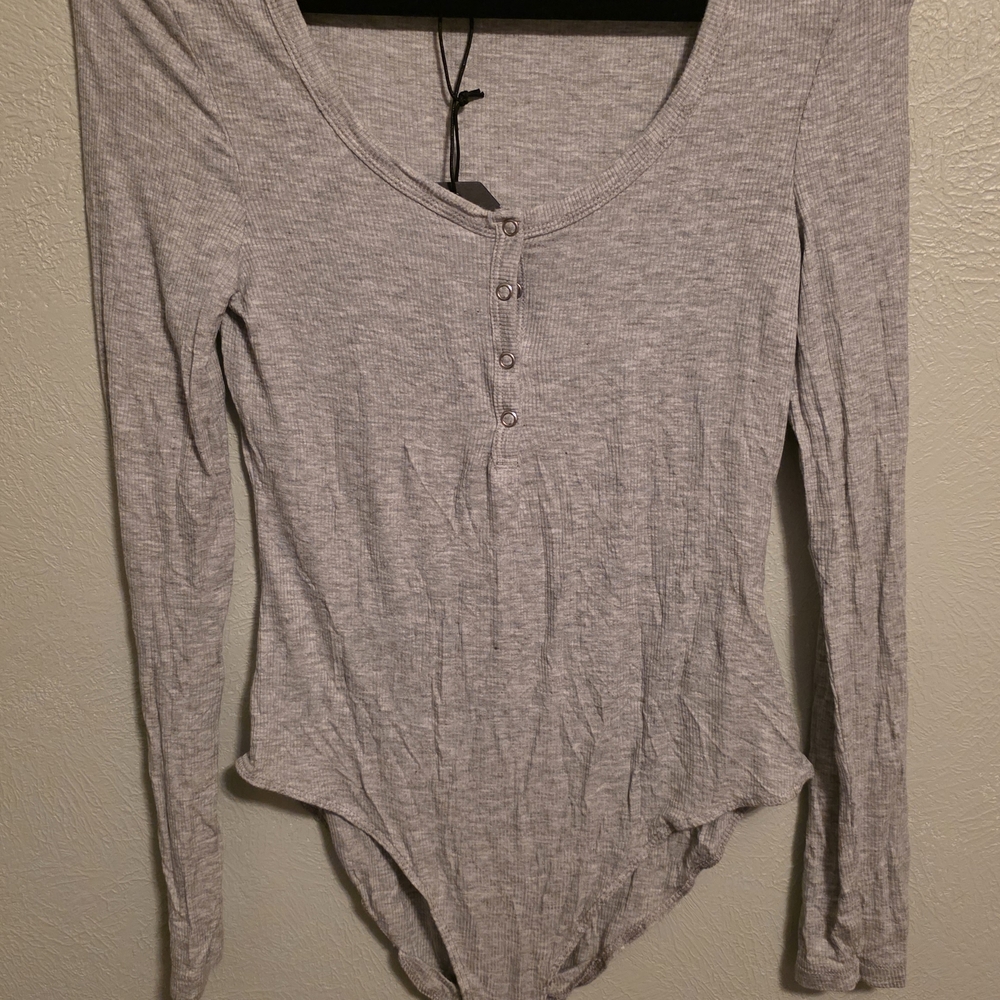 Brave Soul Light Gray Long Sleeve Bodysuit